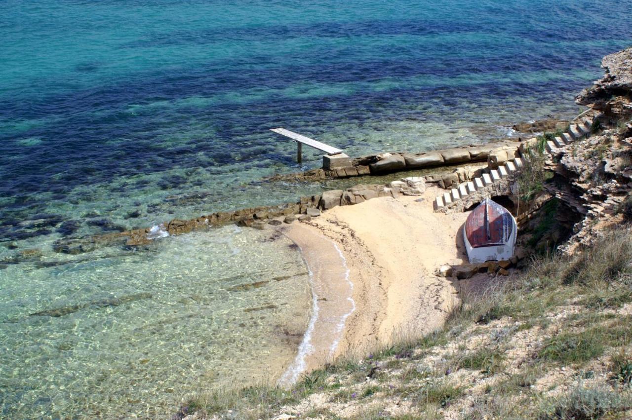 Apartments By The Sea Pag - 11778 Pag Town Buitenkant foto